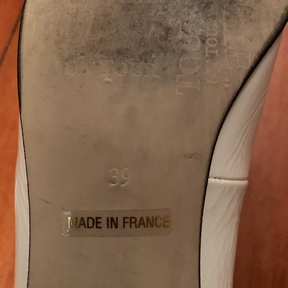 Beautiful elegant black and white butterfly shoes - Picture 6 of 6